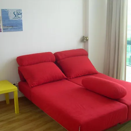 802, Spacy Apm With Sea View. Apartament